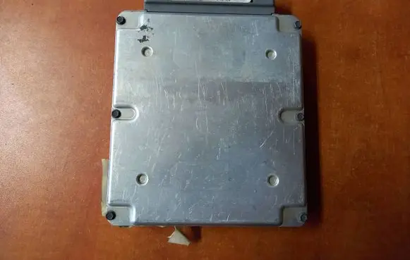 Ford Galaxy Engine control unit/module 97VW12A650BD