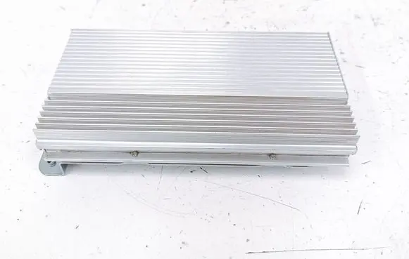 Chrysler Town u0026 Country V Sound amplifier 05107086AI