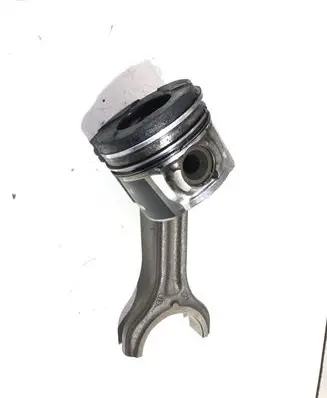 Citroen C4 I Picasso Piston with connecting rod W811 619
