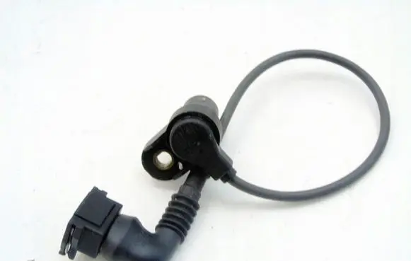 BMW 6 E63 E64 Camshaft position sensor 7539172-01