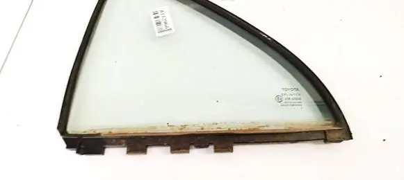 Toyota Avensis T250 Rear vent window glass 6818905030