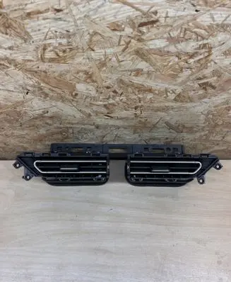 KIA Niro Dash center air vent grill 97410G5AB0 97420G5AB0
