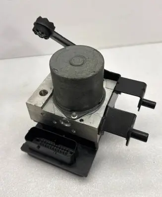BMW 5 E60 E61 ABS Pump 6769703