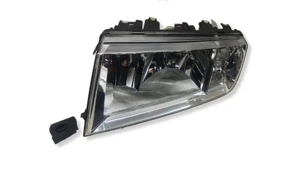 Skoda Fabia Mk1 (6Y) Headlight/headlamp 6Y1941015R