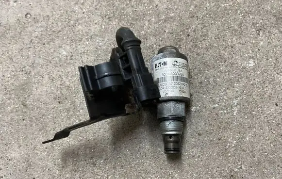 Alfa Romeo Giulia Turbo solenoid valve 300AA00395A