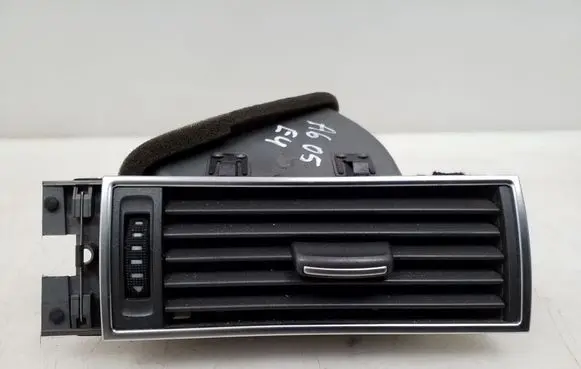 Audi A6 S6 C6 4F Dashboard side air vent grill/cover trim 4F1820902B