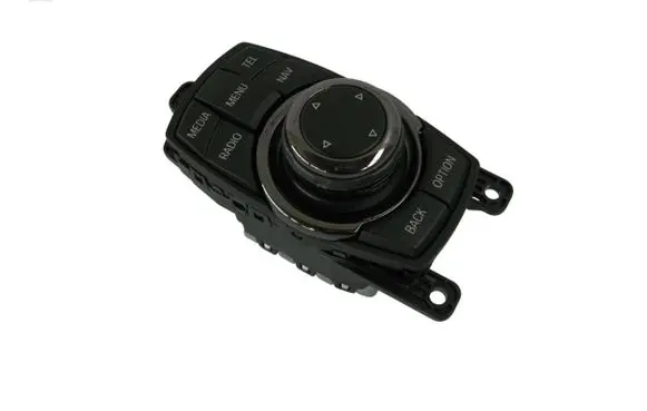 Head unit multimedia control