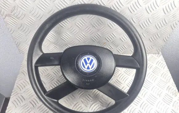 Volkswagen Polo IV 9N3 Steering wheel 