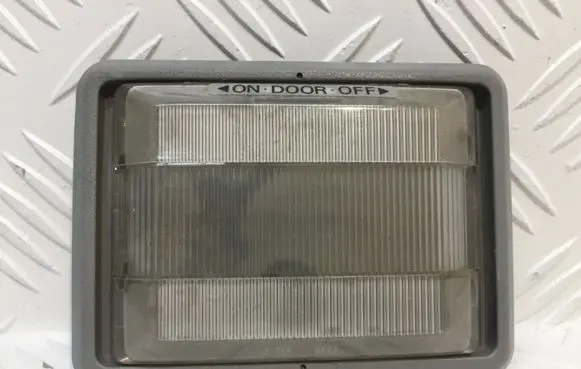 Mitsubishi Shogun Boot/trunk interior light 