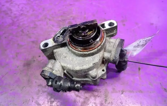 Peugeot Partner Vacuum pump