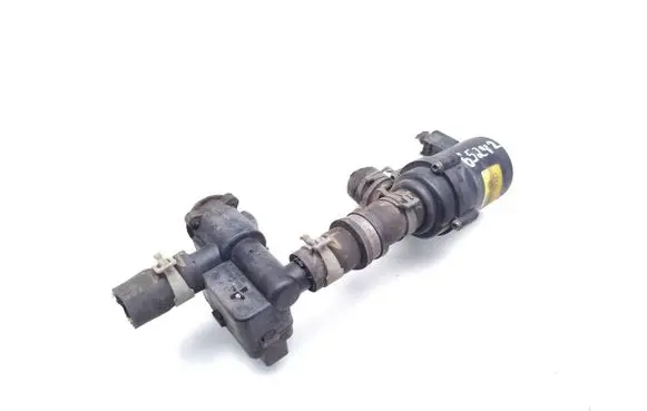 Volkswagen Touareg I Electric auxiliary coolant/water pump 7L0965561L 7PP819810A