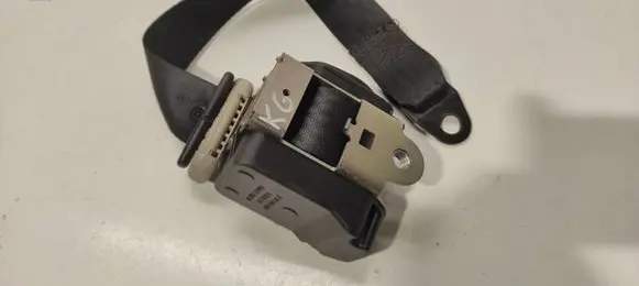Alfa Romeo 156 Rear seatbelt 10813101