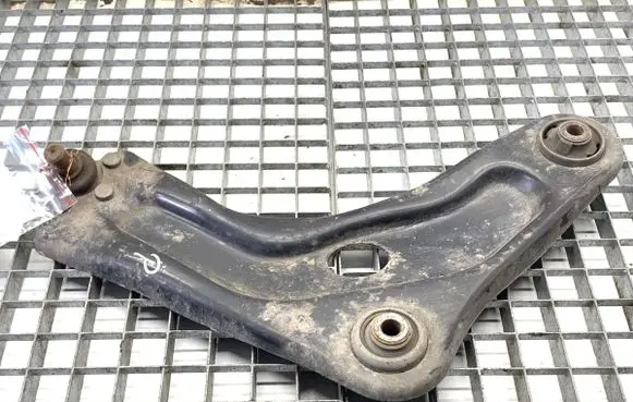 Peugeot 208 I Front control arm