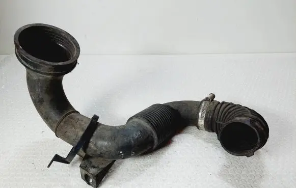 Audi A8 S8 D3 4E Air intake duct part 057129609C 057129627B