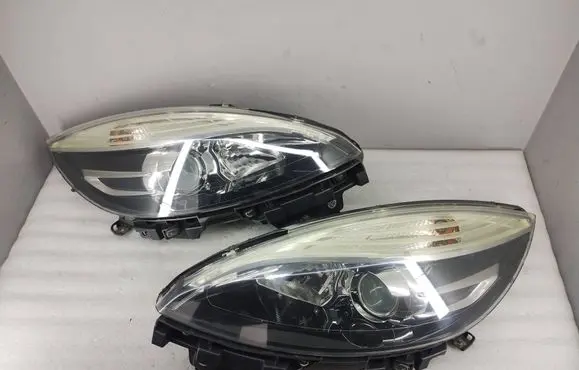 Renault Scenic III - Grand scenic III Headlights/headlamps set 260601946R 89906003 260106928R