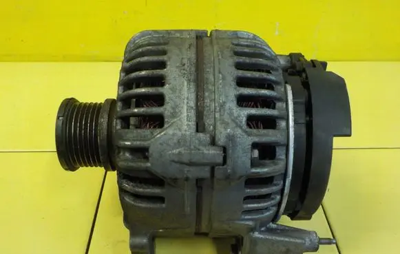 Skoda Superb B6 (3T) Generator/alternator 06F903023N 17SP2