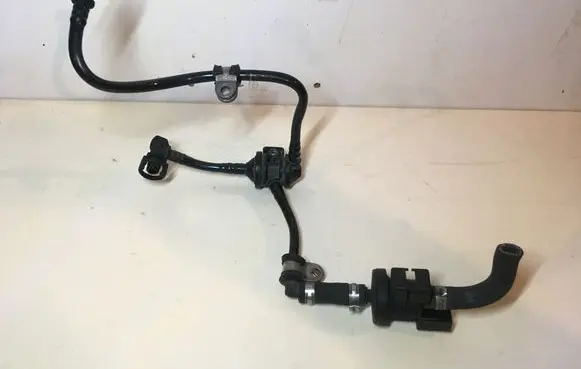 Skoda Octavia Mk2 (1Z) Vacuum line/pipe/hose 06F133781M
