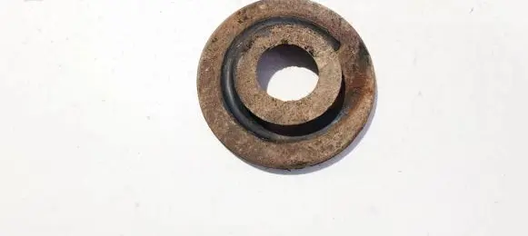 Volkswagen Golf V Front coil spring rubber mount 1k0512149b