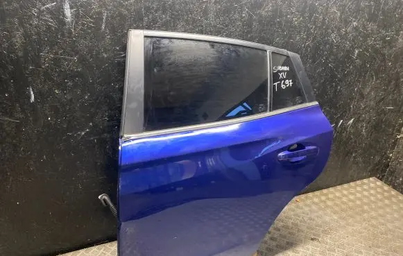 Subaru XV II Rear door