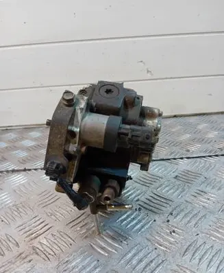 Toyota Corolla E120 E130 Fuel injection high pressure pump 2210033040 0445010105