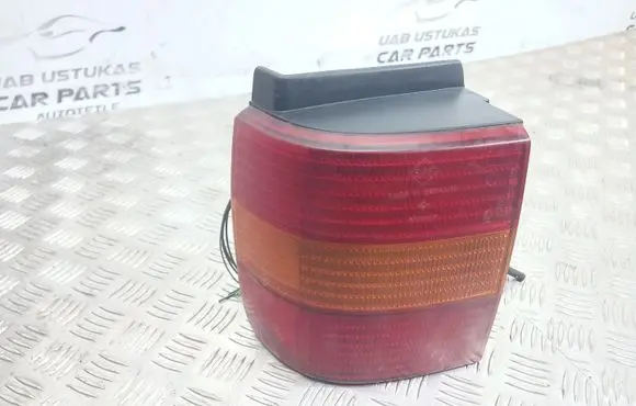 Volkswagen PASSAT B4 Rear/tail lights 63297