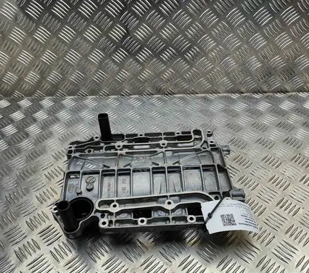 Porsche Cayenne (9Y0 9Y3) Oil breather separator 06M115287AH