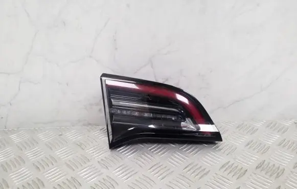 Tesla Model 3 Tailgate rear/tail lights 1077401