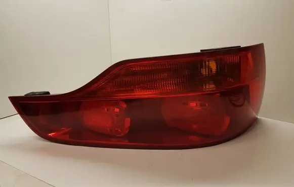 Audi Q7 4L Rear/tail lights 4L0945093