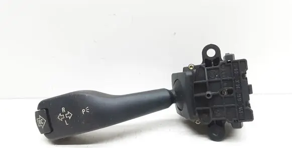 BMW 5 E39 Indicator stalk 8363668 011040 01104010