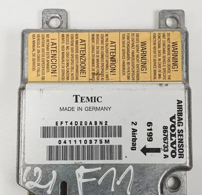 Volvo C70 Airbag control unit/module 8676733A