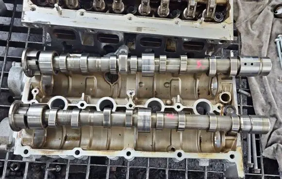Volkswagen Touran I Engine head 03G103358BF IMPRK1415342