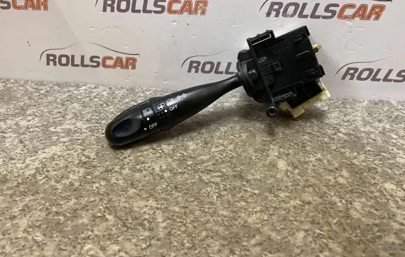 Toyota Corolla E120 E130 Indicator stalk 1736481 13010 173752