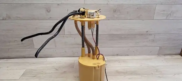 Toyota Yaris In-tank fuel pump 77010
