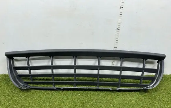 Volkswagen Crafter Front bumper lower grill 2E0807835A