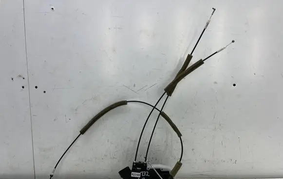 Nissan Rogue Front door lock b4jra-xj