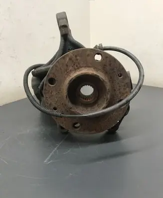 Peugeot 207 Front wheel hub