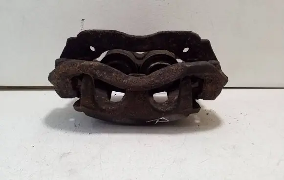 Mercedes-Benz Vito Viano W447 Front brake caliper A4474210111