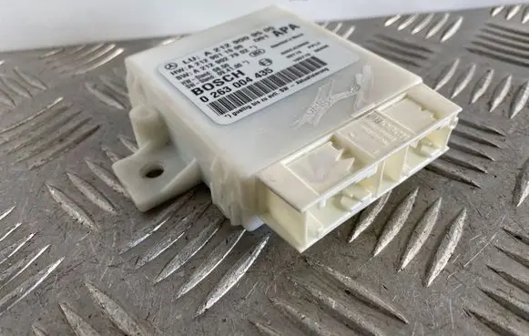 Mercedes-Benz E W212 Parking PDC control unit/module A2129009505 A2129011500 A2129027902