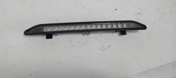 Opel Zafira A Third/center stoplight 90582025