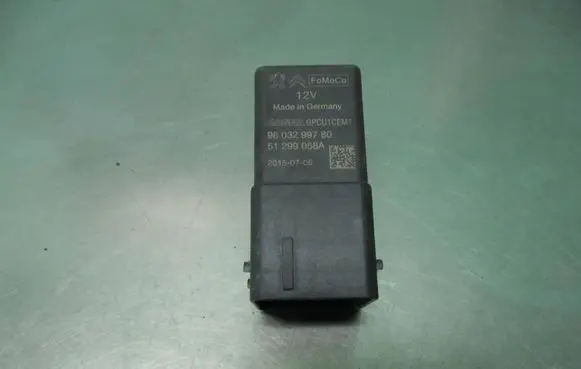 Citroen C4 II Glow plug pre-heat relay 9803299780 20150706 51299058A