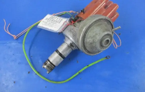 Mercedes-Benz E W123 Spark distributor 