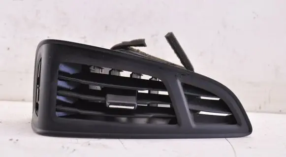 Ford Focus Dashboard air vent grill cover trim BM51A018B08
