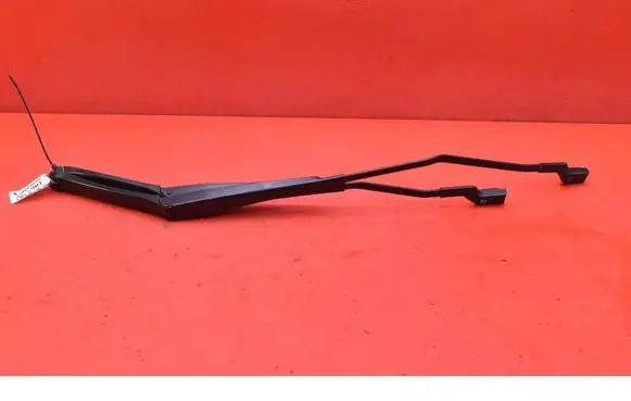 Tesla Model S Front wiper blade arm 105339900A