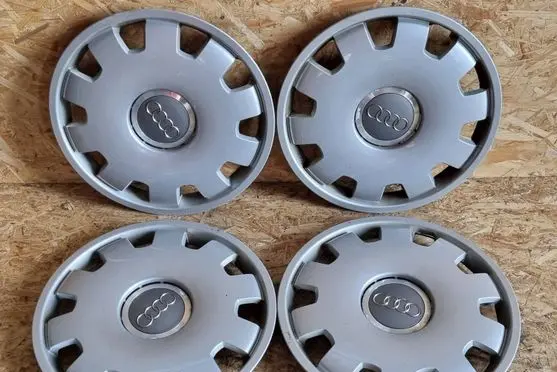 Audi A4 S4 B7 8E 8H R16 wheel hub/cap/trim 4B0601147D