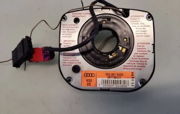 Audi A4 S4 B5 8D Airbag slip ring squib (SRS ring) 4D0951543D 000009004806 097139121