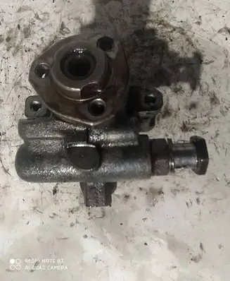 Volkswagen Golf IV Power steering pump 1J0422154C