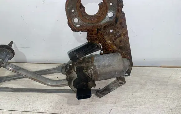 Ford Fiesta Front wiper linkage and motor 2S6T17B571AC 404745