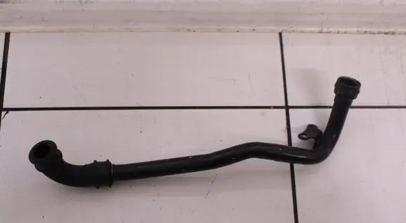 Audi A4 S4 B6 8E 8H Engine coolant pipe/hose 058133607G