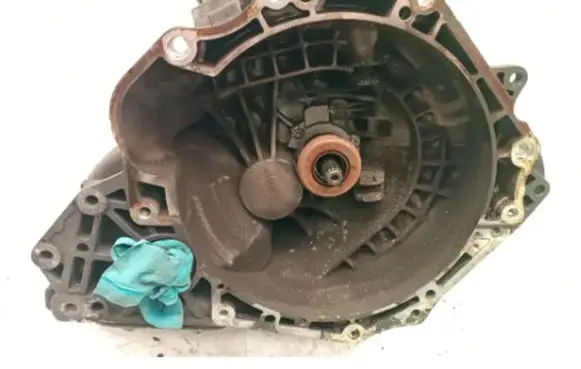 Opel Zafira B Manual 5 speed gearbox 