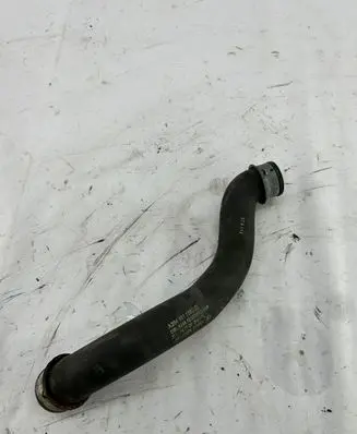 Mercedes-Benz E W212 Coolant pipe/hose A2045011582